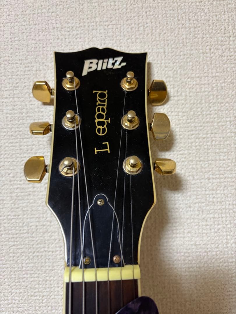Blitz L eopard サンバーストエレキギター