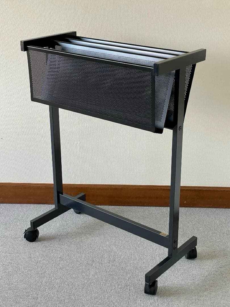 KOKUYO ブラック メッシュ雑誌ラック キャスター付き