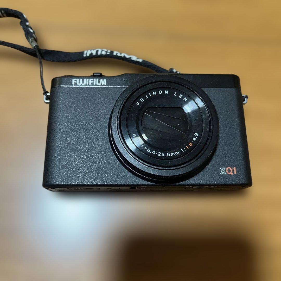 ttiFujifilm XQ1 デジタルカメラ