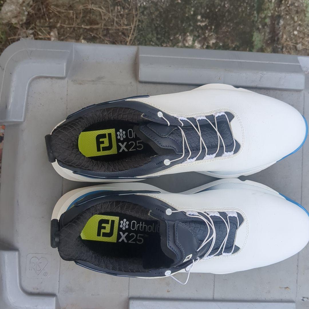 FootJoy X25 ゴルフシューズ ホワイト/ネイビー