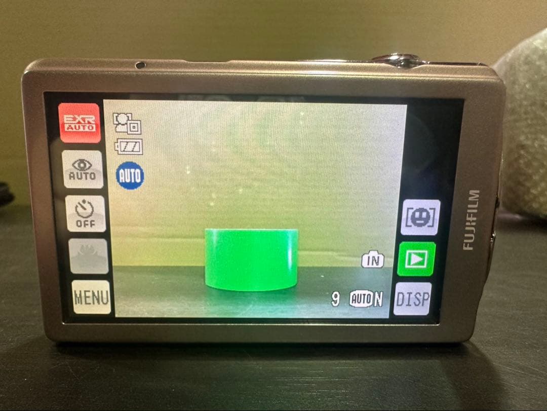 G1761 富士フイルムFINEPIX Z800EXR コンパクトデジタルカメラ