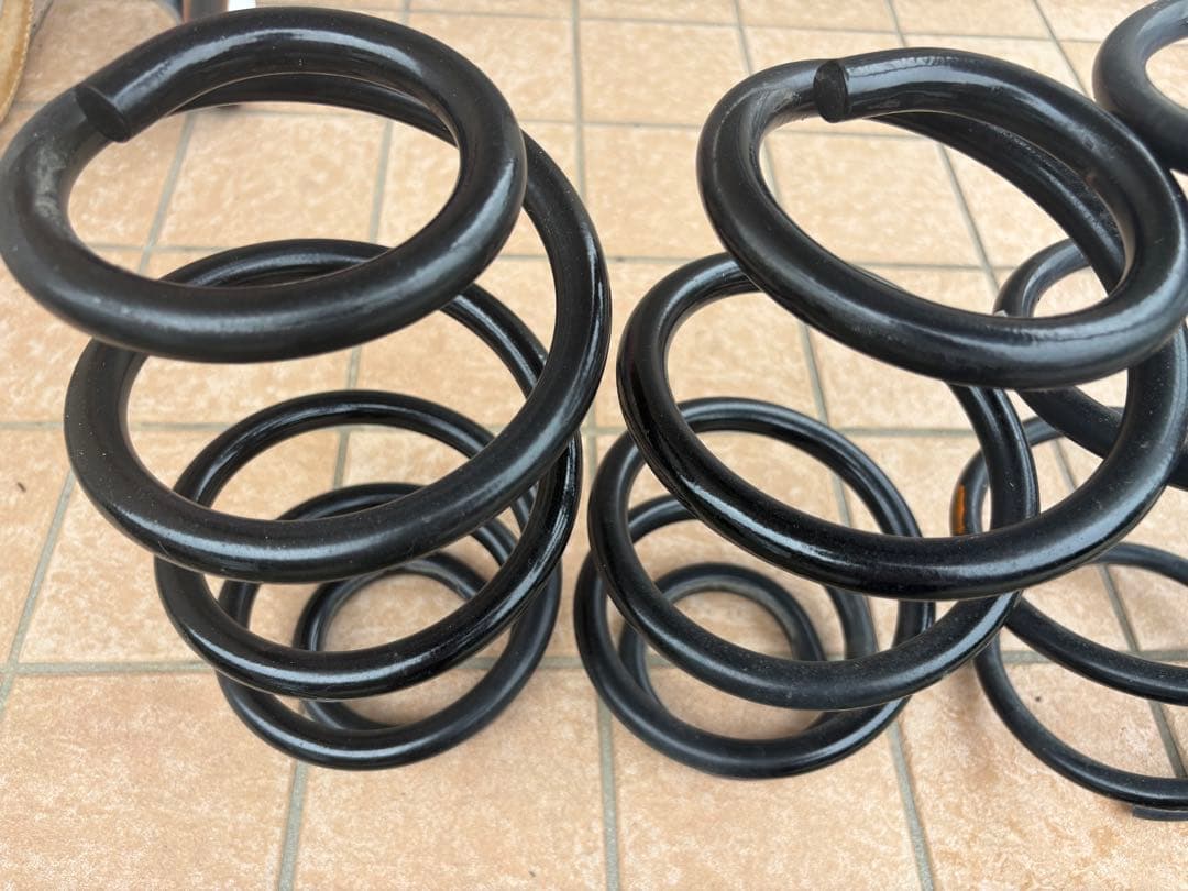 アルファード30系　純正スプリング 1台分セット