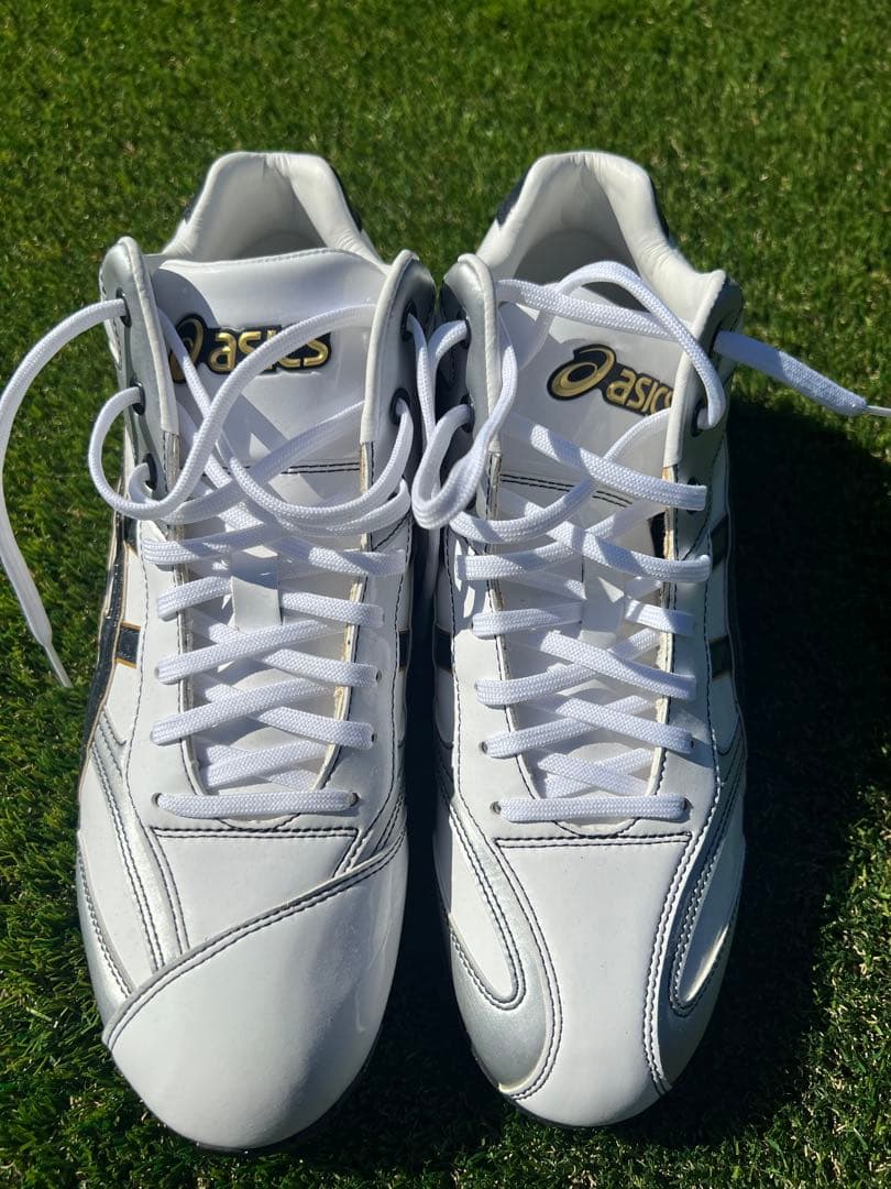 アシックス スパイクシューズ ホワイト/グレー