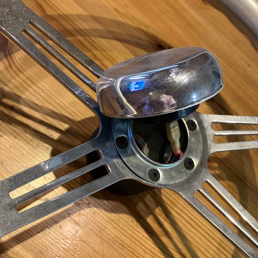 シルバー 3スポーク ステアリング 本体 ステアリングサイズ　35です。