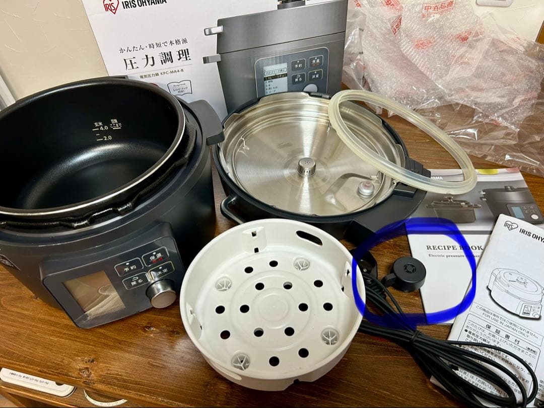 美品　アイリスオーヤマ　電気圧力鍋　4.0L