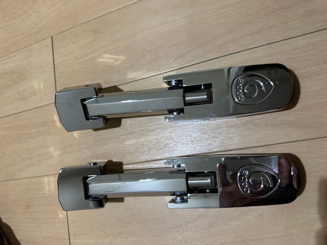 ハマーボンネットレバー