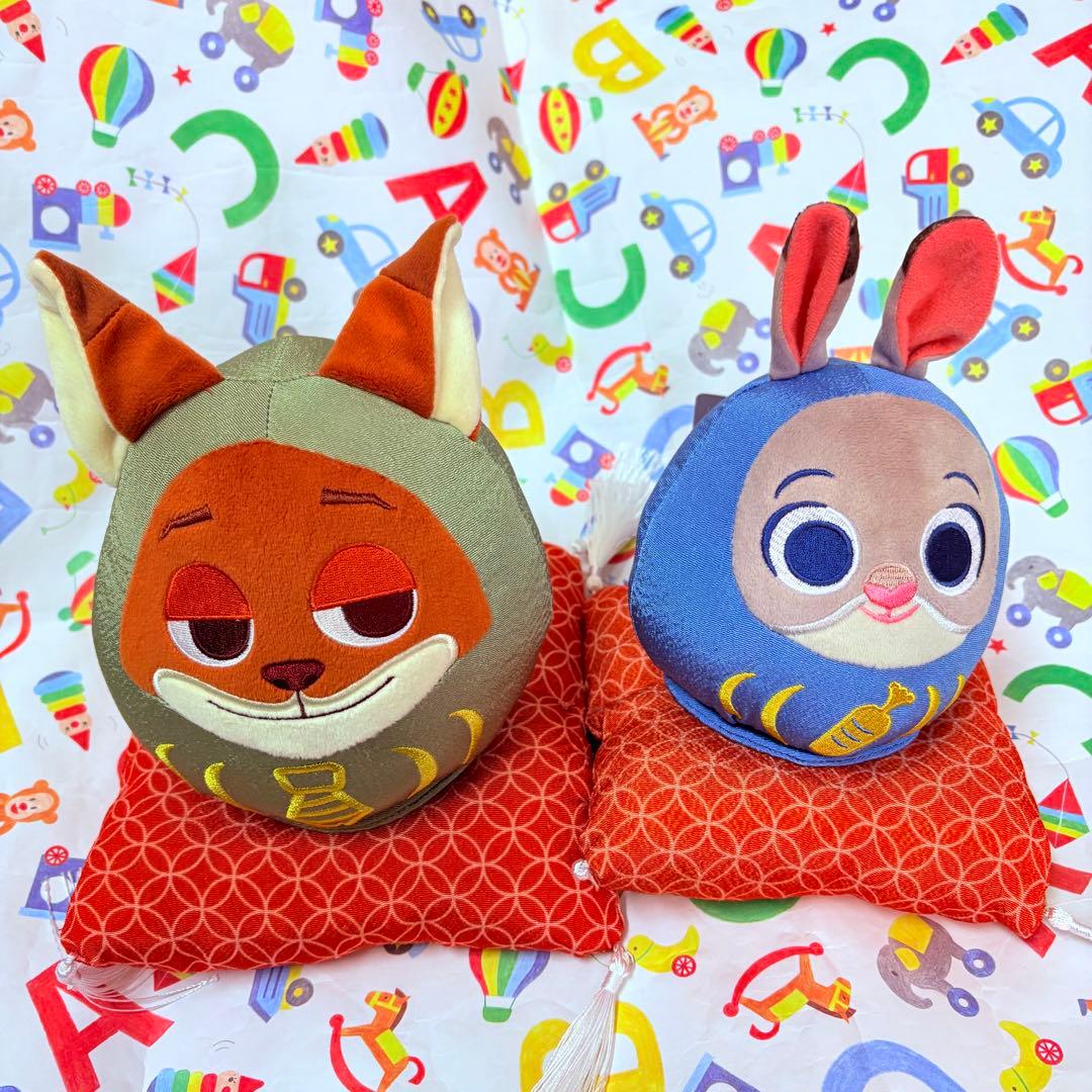 ズートピア ニック　ジュディ　ぬいぐるみ　お正月　ディズニーストア
