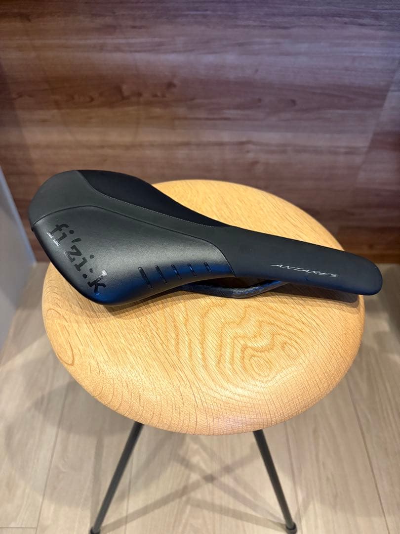 fi'zi:k Antares フィジーク　アンタレス