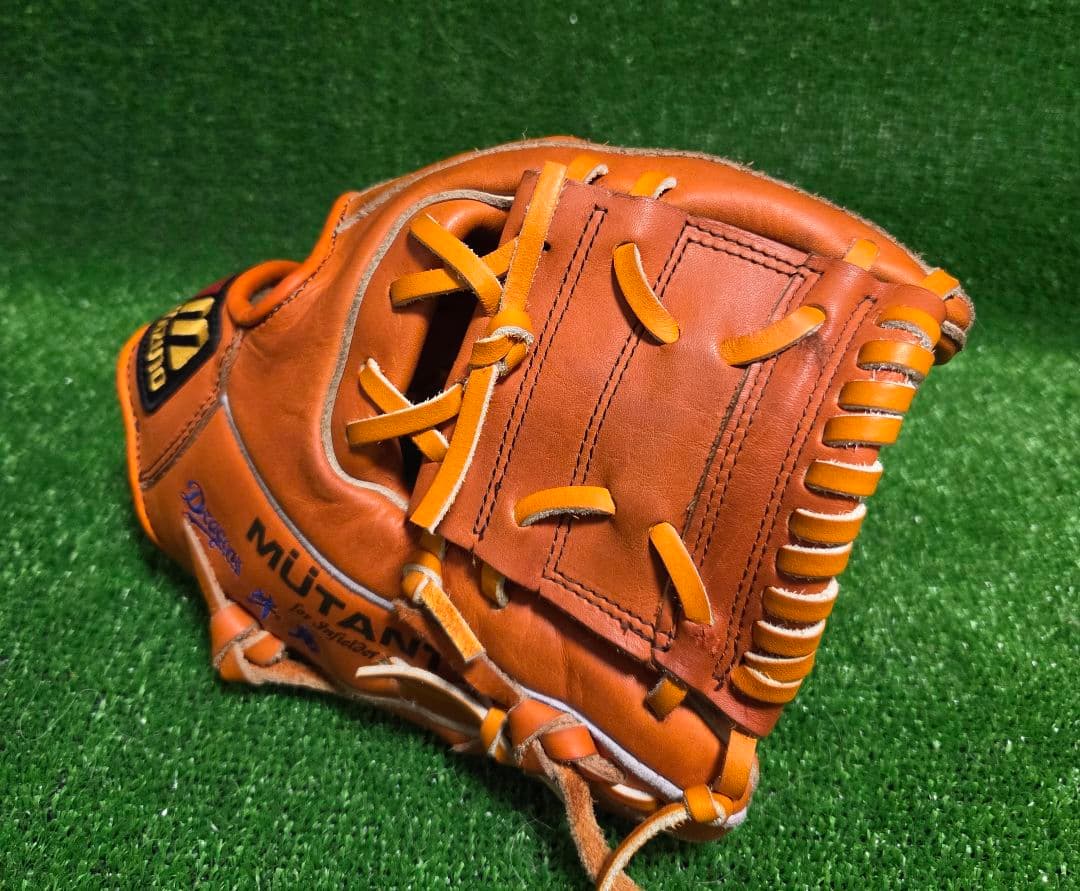 MIZUNO MUTANT 中日ドラゴンズ 牛島和彦