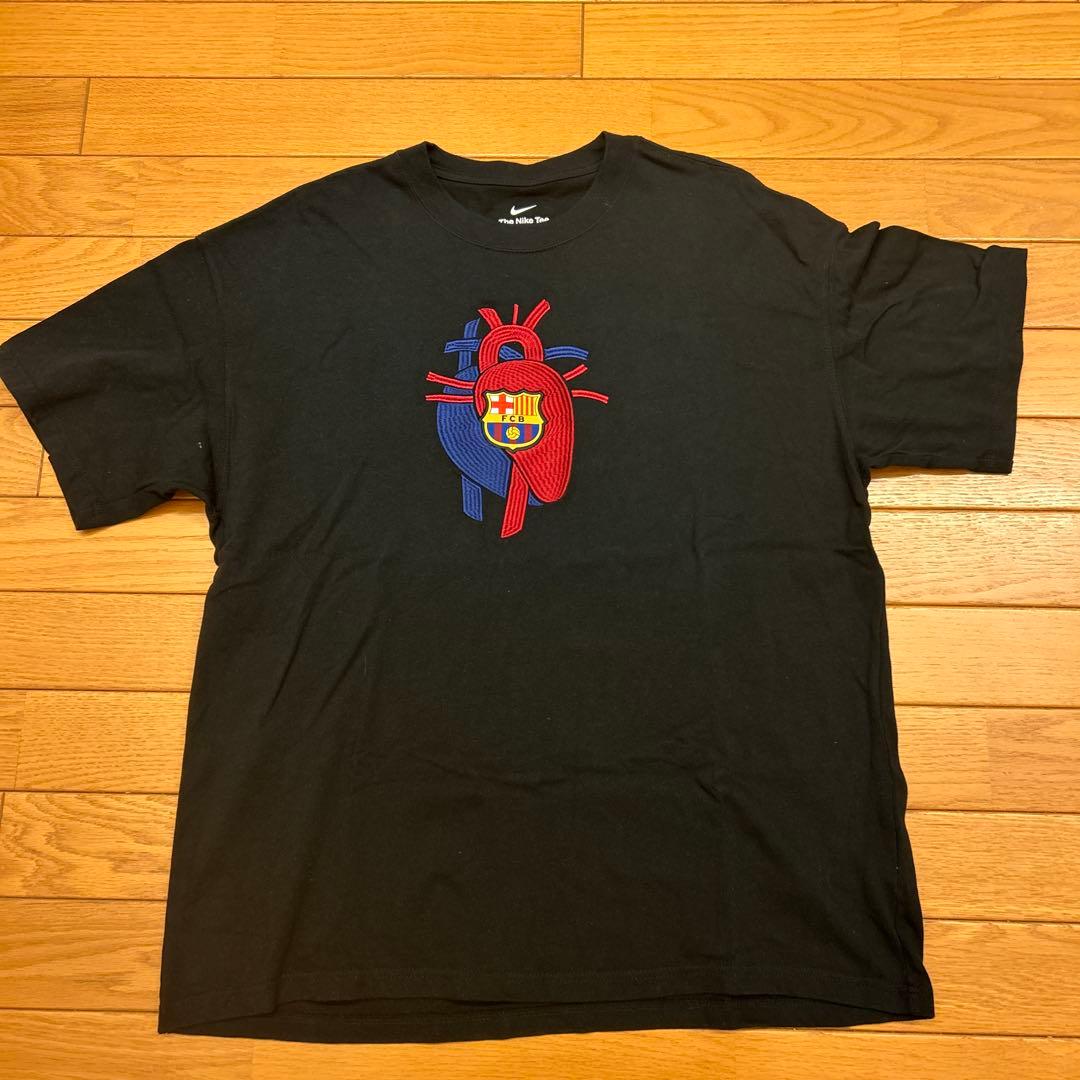 記念グッズ Nike FC Barcelona Patta Men's T-shirts