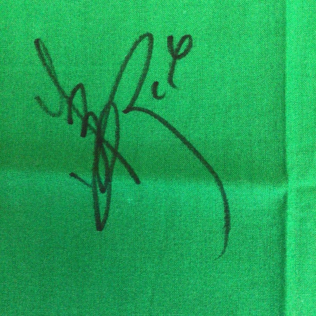 サッカー　読売ウイングス(ヴェルディ)　サイン入エンブレム　旗