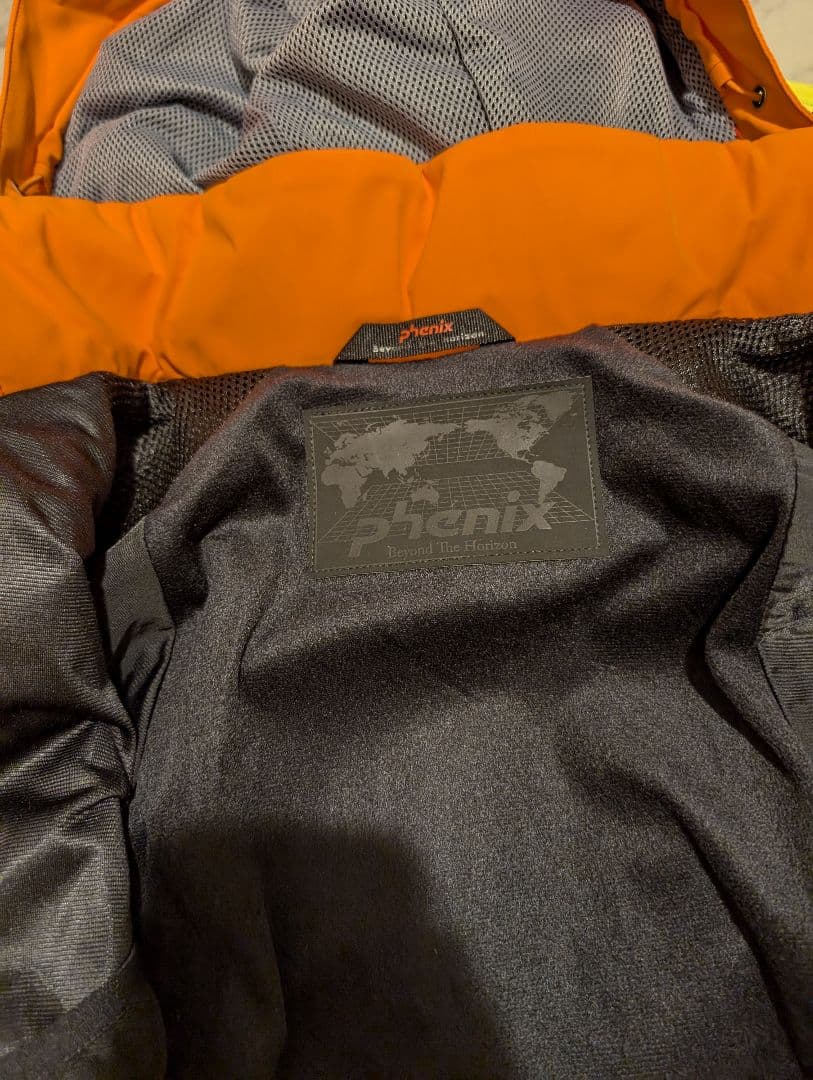 今日だけ値下げフェニックスレディース スキーウェア L 新品タグつき