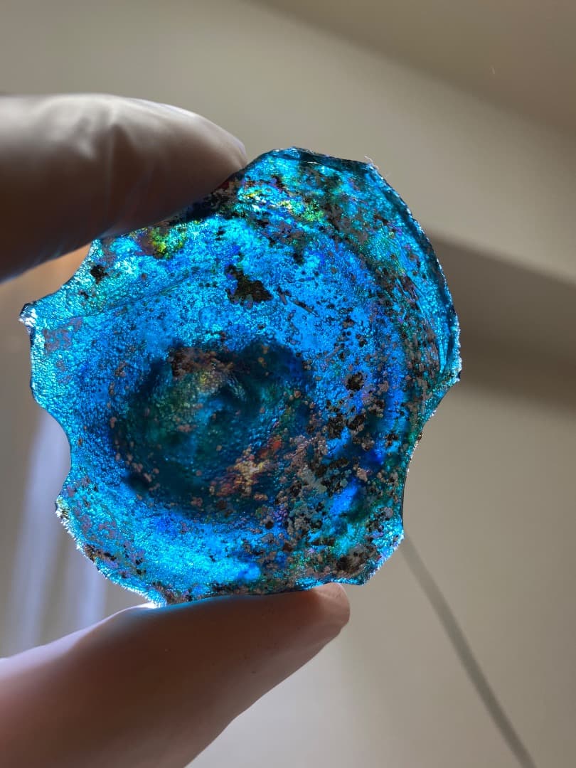 迫力のある銀化のローマングラス破片