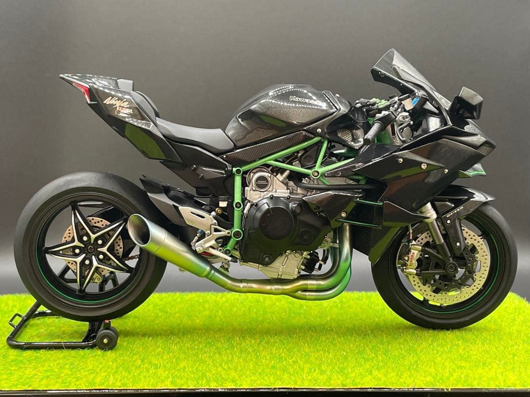 TAMIYA製　Kawasaki Ninja H2R. 1/12 完成品