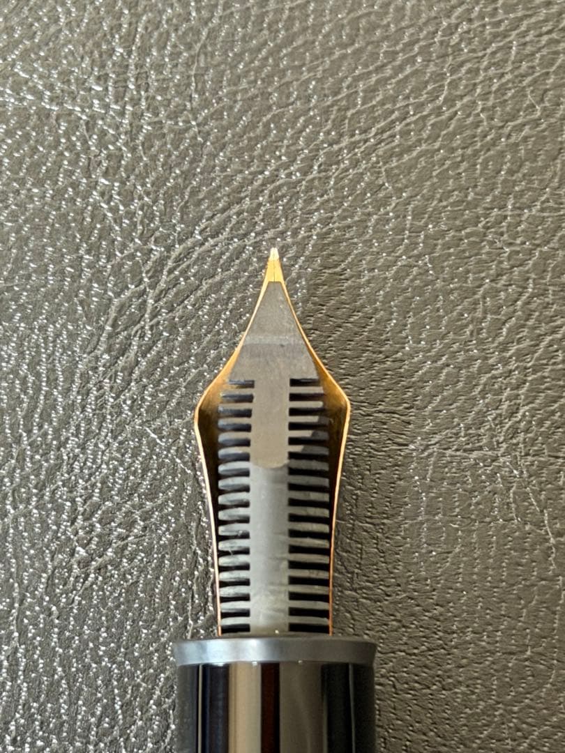 新品未使用　No. 149 西ドイツ製　2段エボナイトペン芯　バイカラー　万年筆