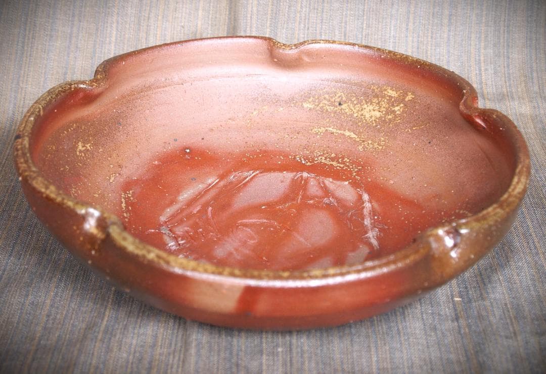 人気作家★藤原喜久代【師：辻清明】備前梅鉢（２３，５ｃｍ）★緋襷★共箱