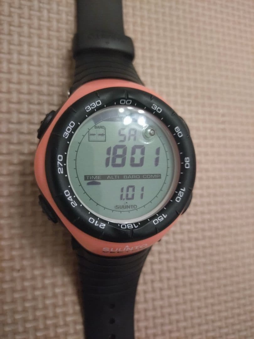 超美品 スント ベクター ピンク SUUNTO VECTOR pink