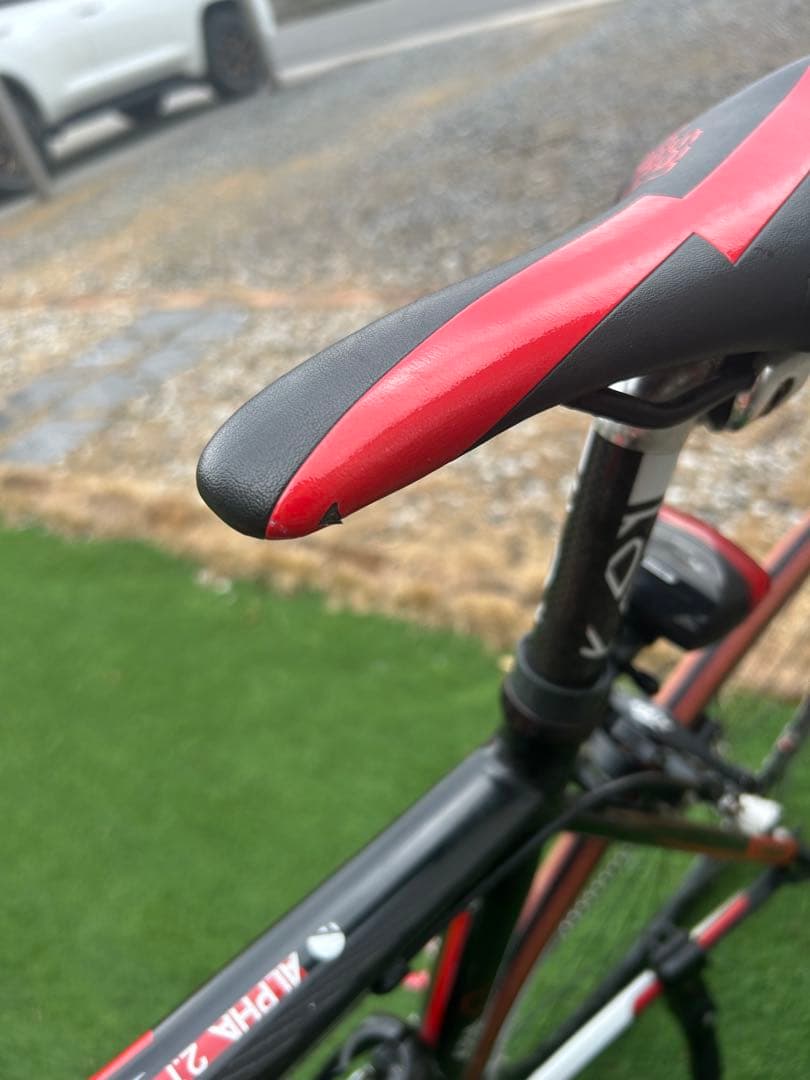 2.1 Trek Red/Black ロードバイク 中古