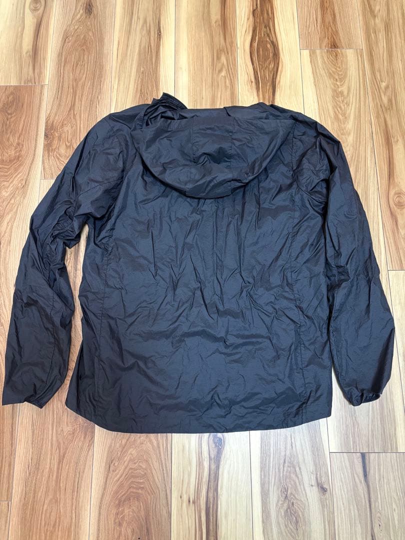 patagonia ブラック フーディニジャケット L