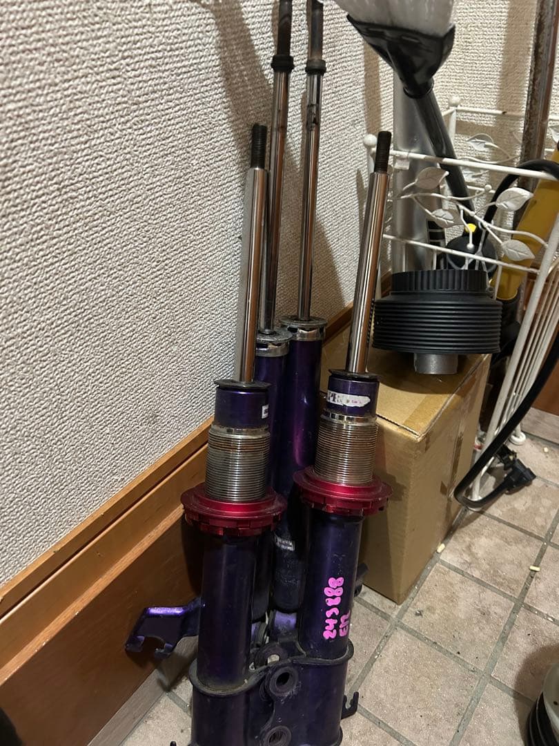 タナベ　e12ノート 車高調