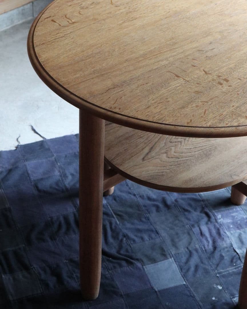 造りの良い楢(ナラ)のカフェテーブル　古道具 古家具 丸テーブル サイドテーブル