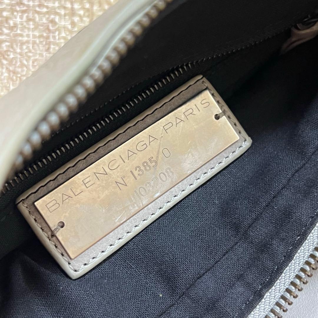 バレンシアガ　BALENCIAGA　ハンドバッグ　肩ベルトなし