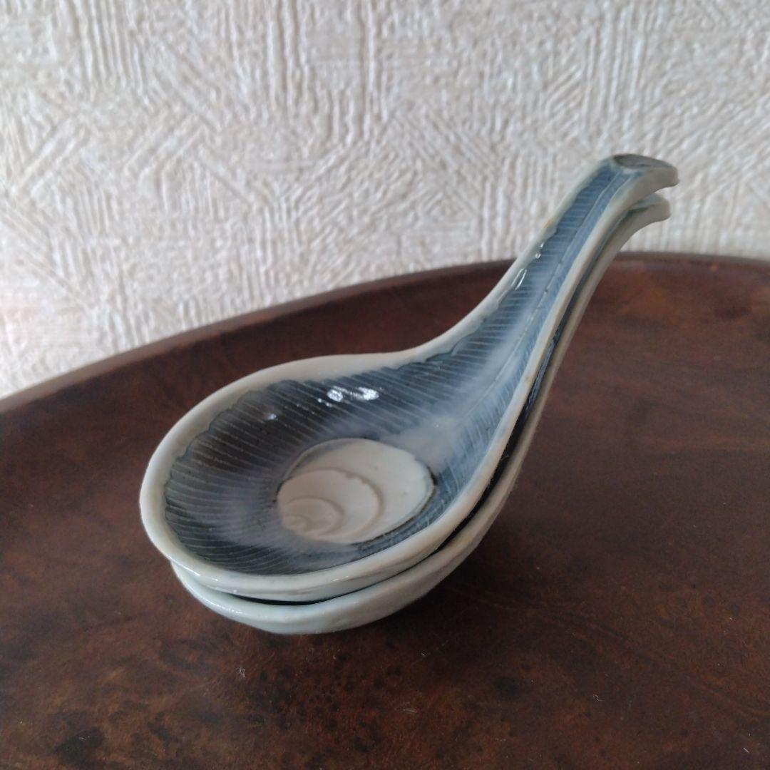 中国古玩青花古染付薄瑠璃宝珠文蓮華二客