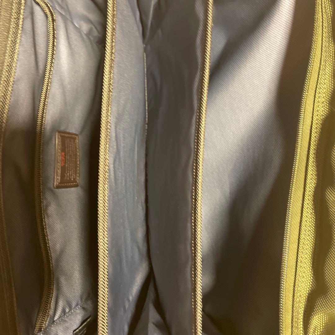 TUMI エクスパンダブル・オーガナイザー・コンピューター・ブリーフ