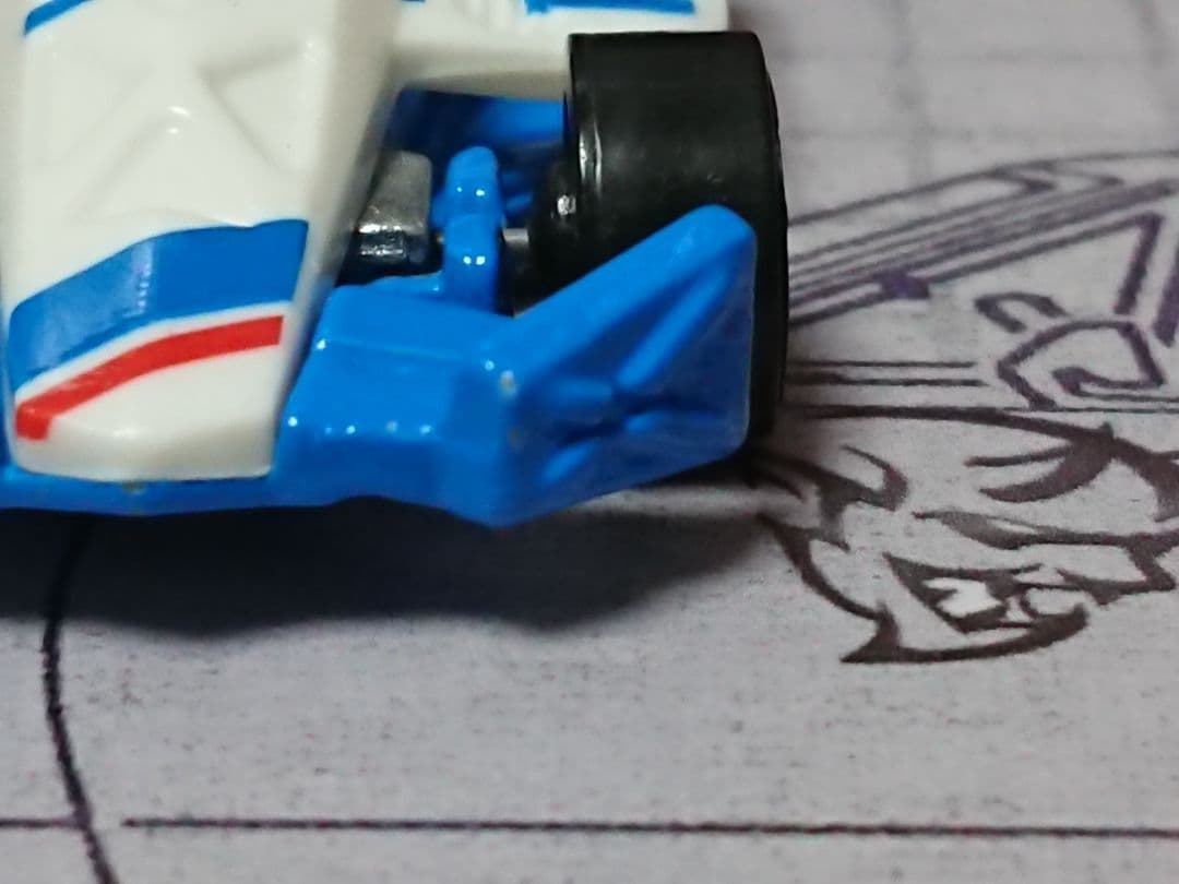 アロー ダイナミック / ホワイト