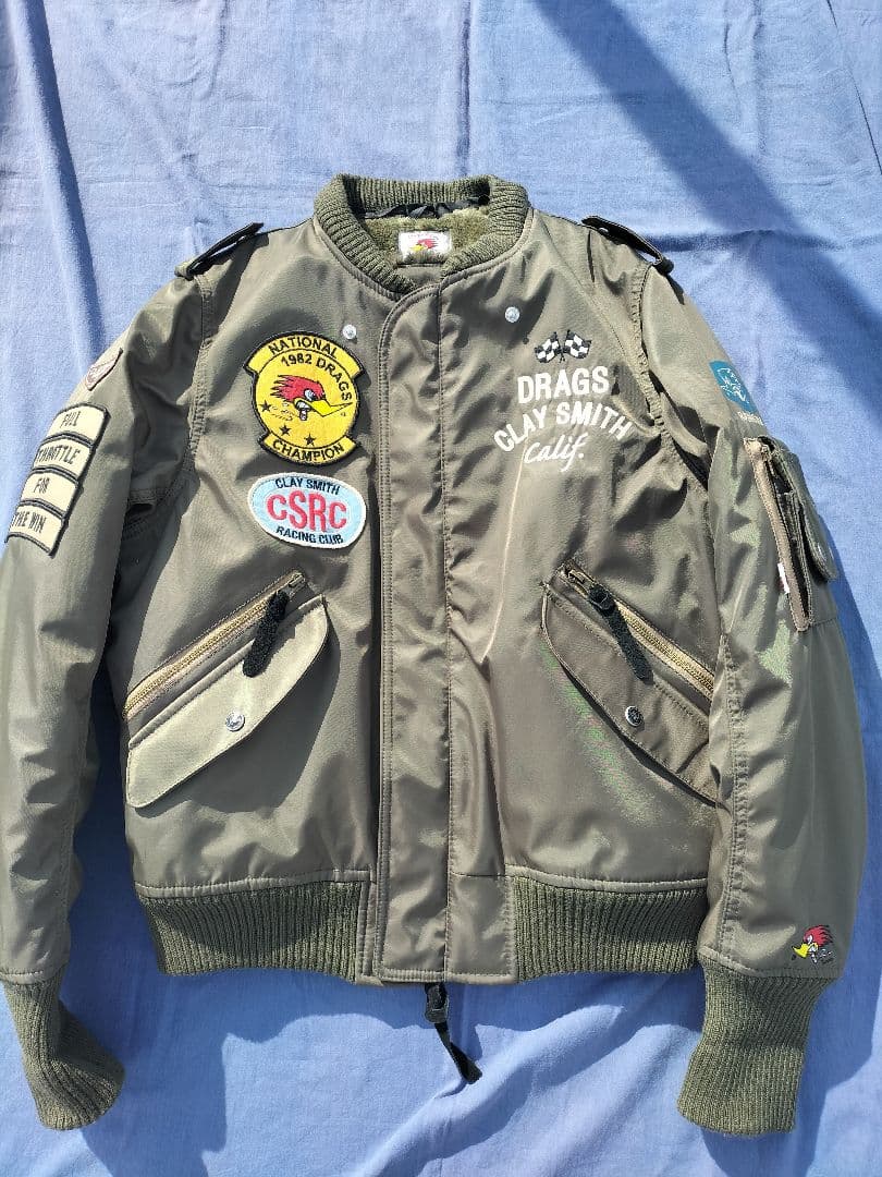 CLAY SMITH ウインタージャケットカーキ　Ｌサイズ　新品未使用