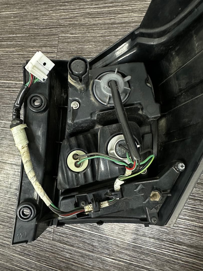 ホンダ フリード GB3/GB4 前期 純正 テールランプ左右セット 点灯確認済