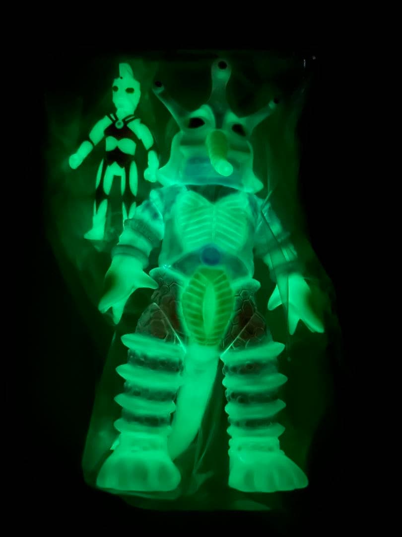 【抽選当選品】M1号 ヒッポリト星人 ウルトラマンA ツブコン限定　鵜川薫　蓄光