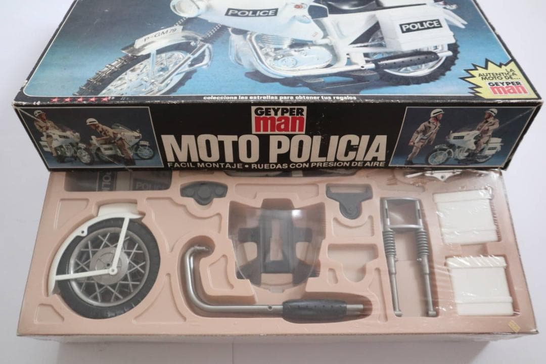 GEYPER man Hasbro MOTO POLICIA 未開封 1975年