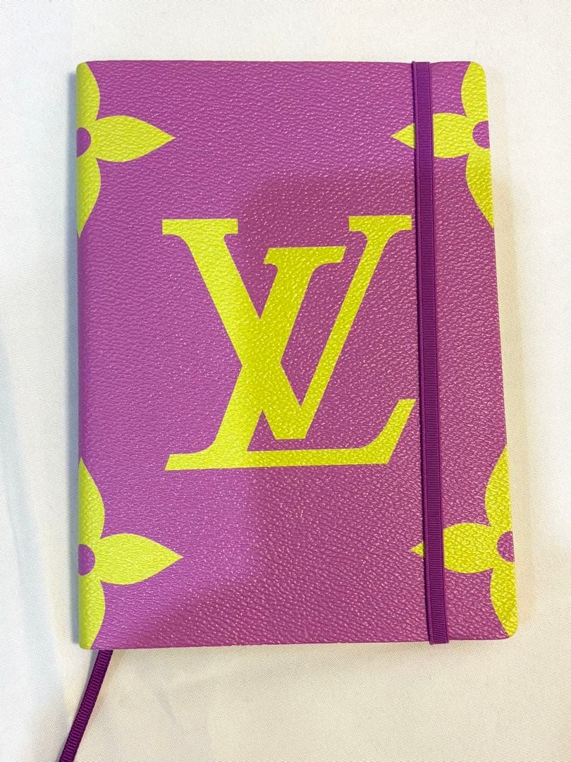LOUIS VUITTON モノグラム・ジャイアント カイエ　ノート　文房具