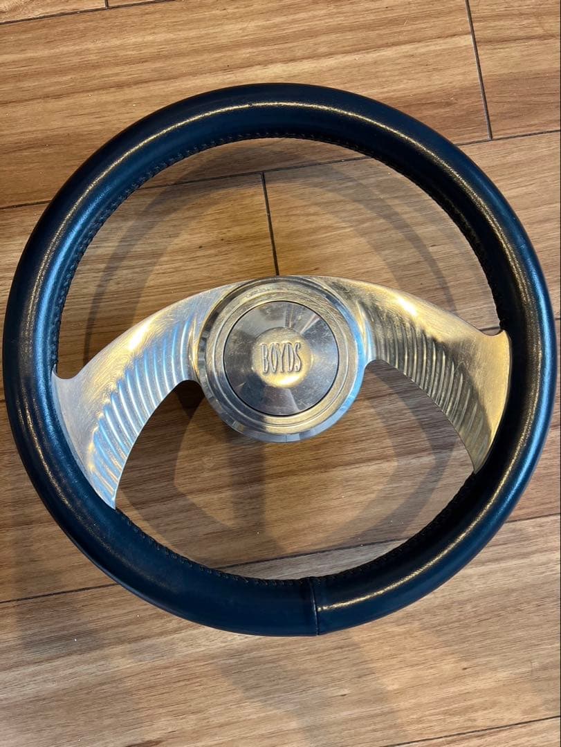 BOYDS ボイド　ハンドルステアリング　ボス付き