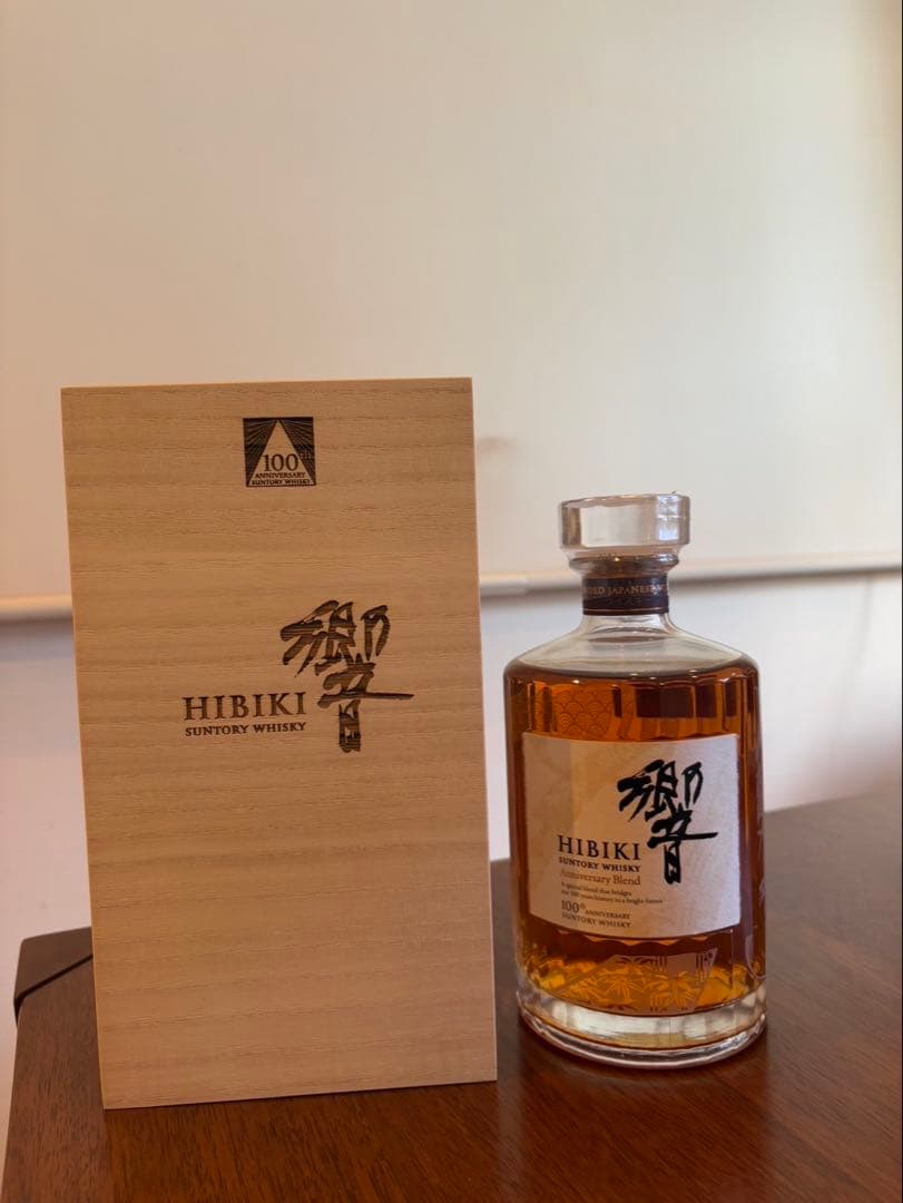 サントリー 響 100周年記念ウイスキー　ANAファーストクラス機内販売