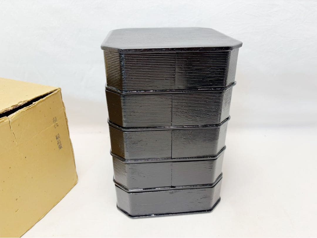 ほぼ未使用 懐石道具 木製柿合塗 5段縁高重 茶懐石 利休好写 お正月 紙箱