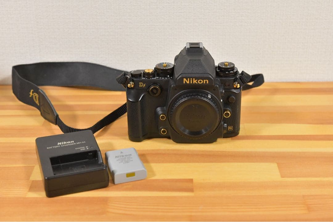 Nikon Df Gold Edition ニコン