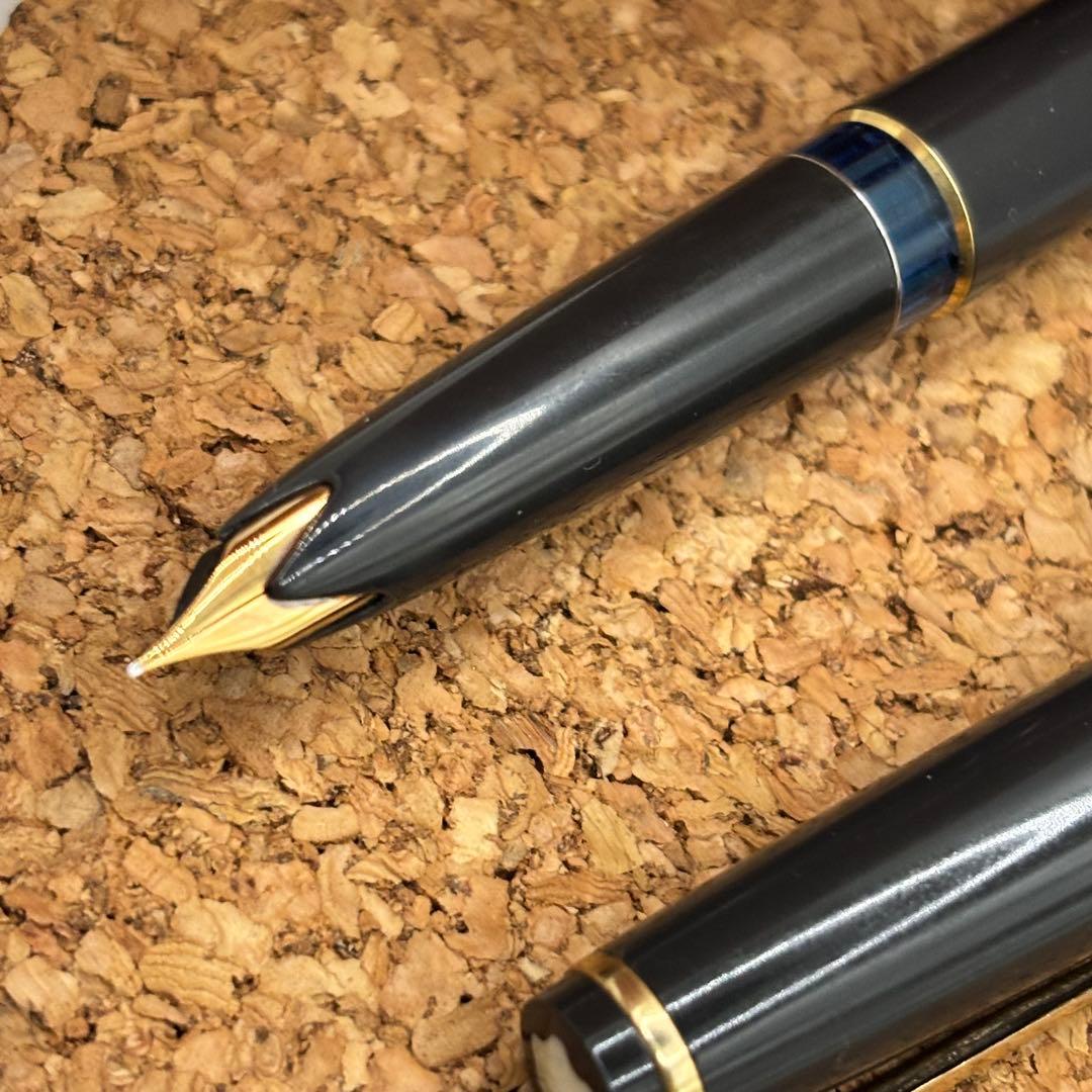 MONTBLANC 万年筆 No,24 青色インクビュー ブラック