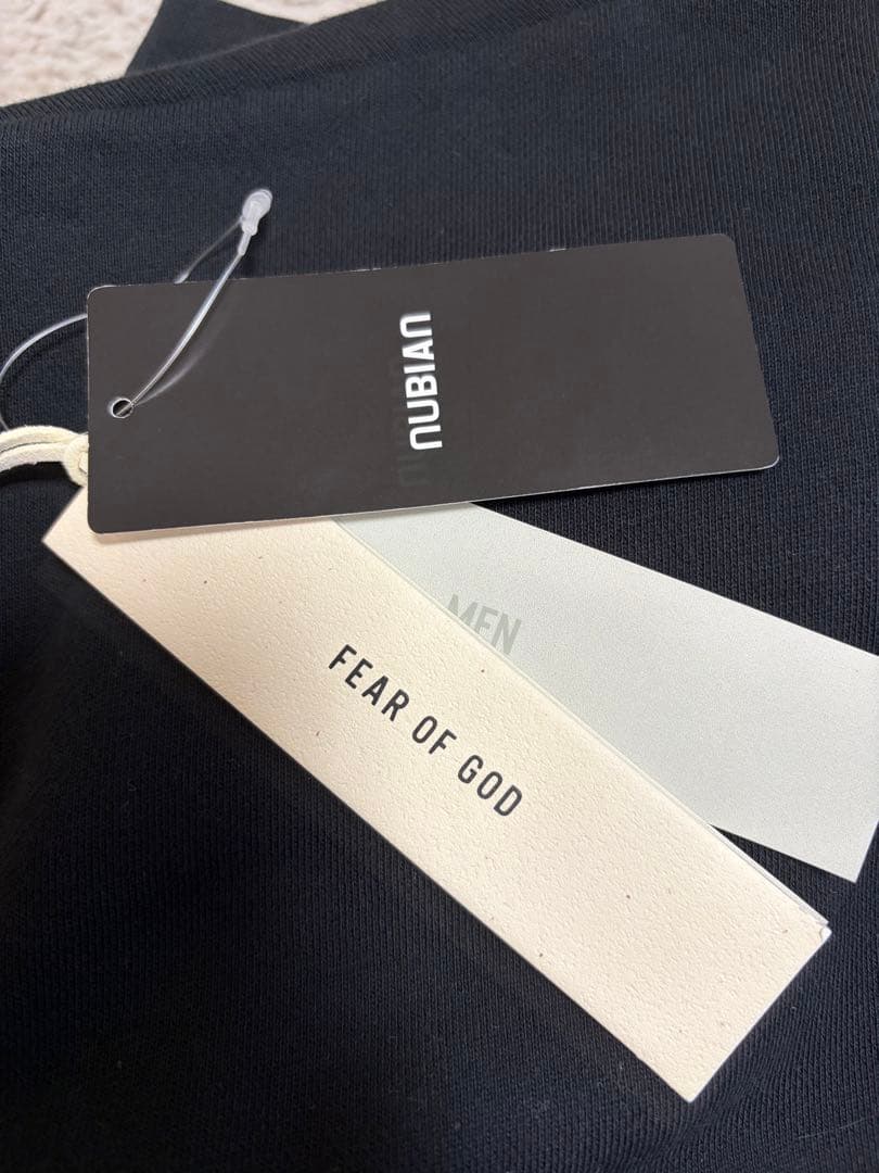 トップス ESSENTIALS CLASSIC FIT FLEECE CREWNECK