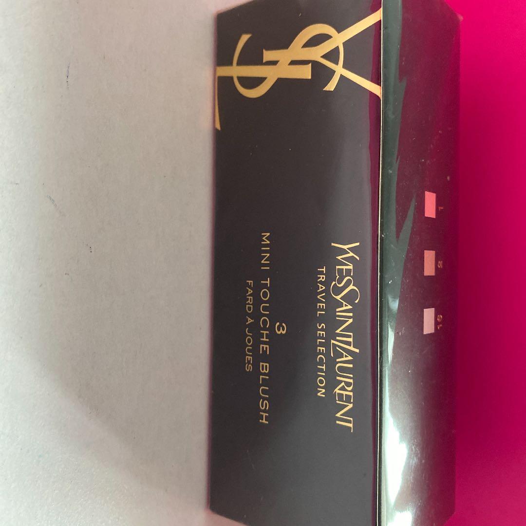 イヴ・サンローランチーク