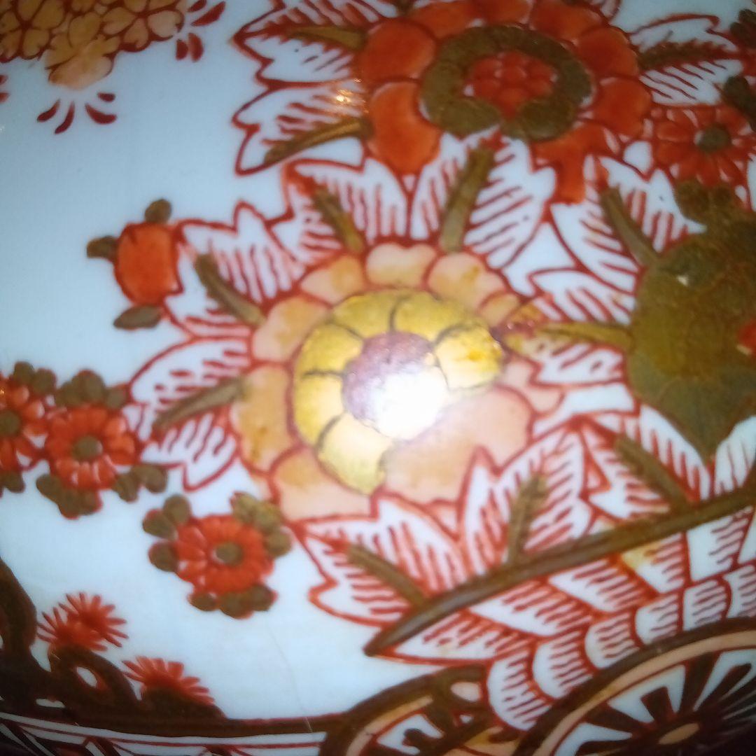 赤と白の花柄陶器花瓶