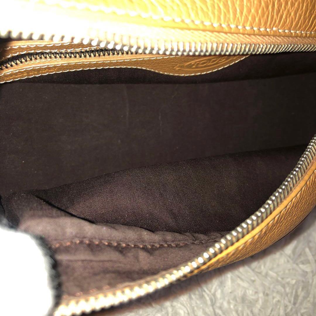 トッズ レザー ハンドバッグ