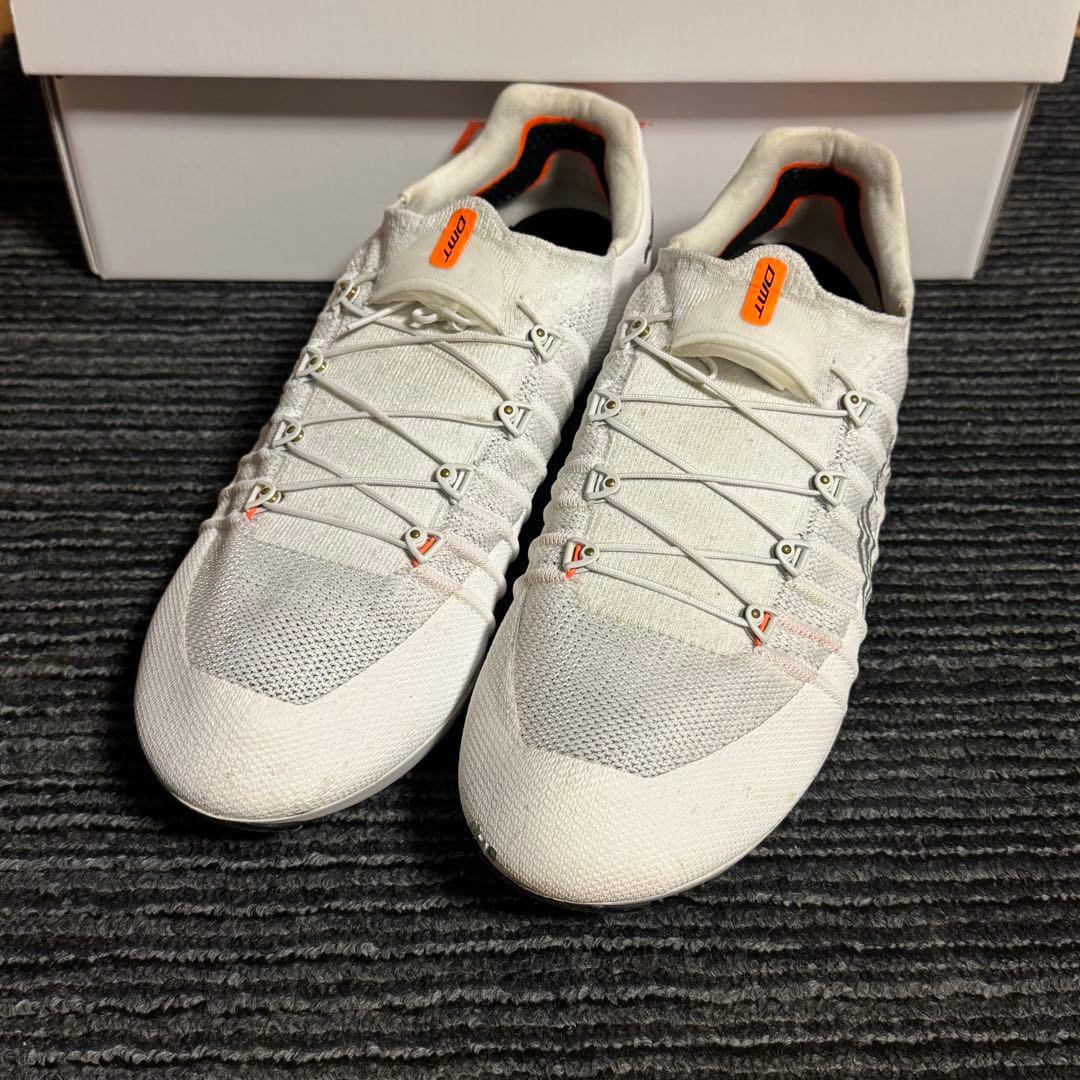 DMT (ディーエムティー） POGIS ホワイト 41サイズ(26.1)