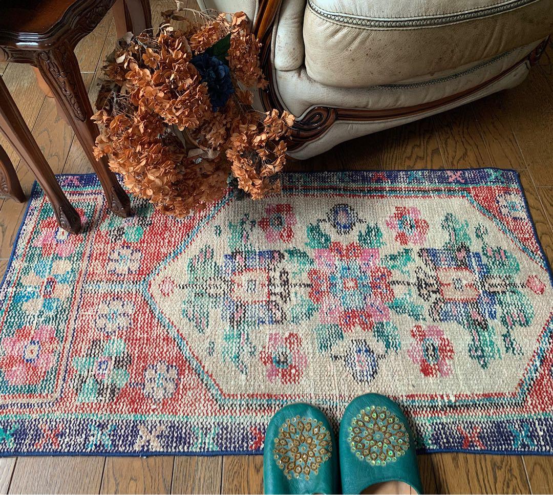 トルコヴィンテージラグ　テラコッタレッド　99×56 シャビー　ざっくり手織り