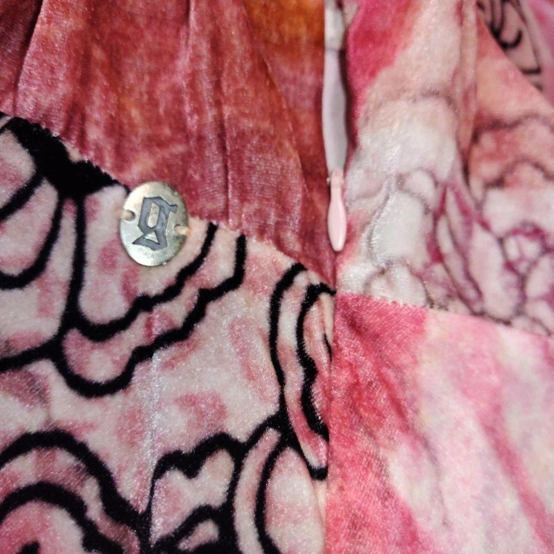 galliano 花柄ピンク系Vネックひざ丈ワンピース