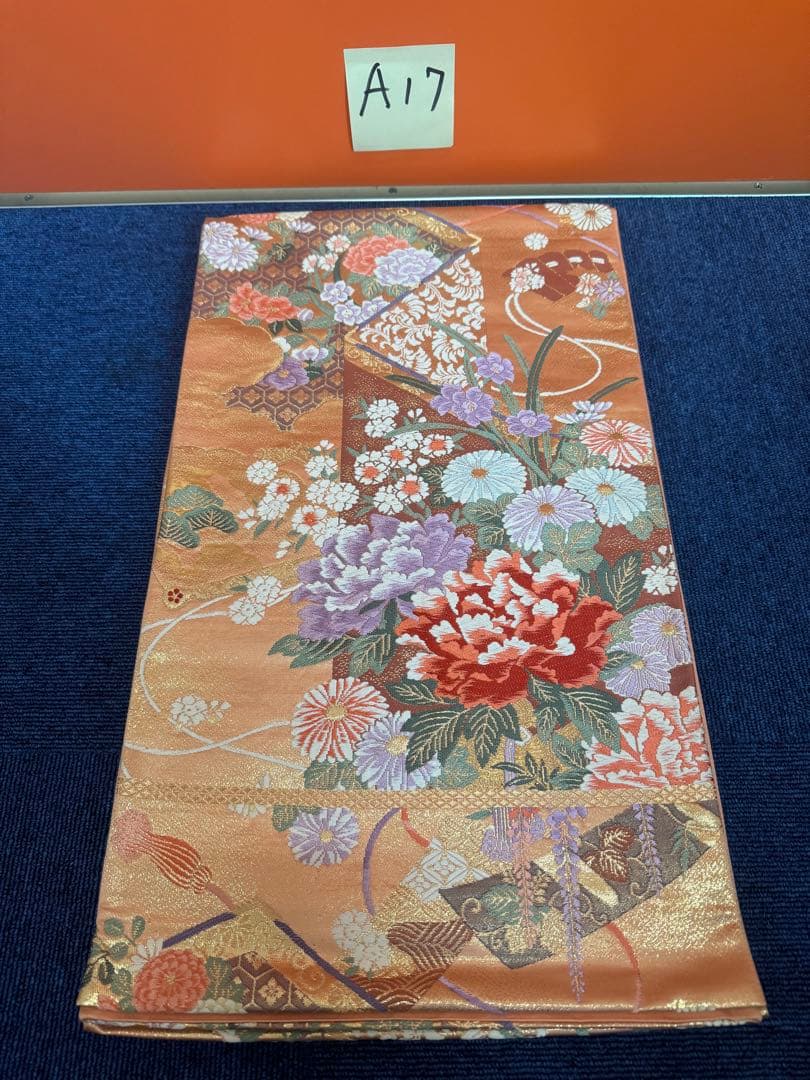 1933 袋帯 古代彫金紋  西陣織   金糸　高級上質上品　約440cm未使用