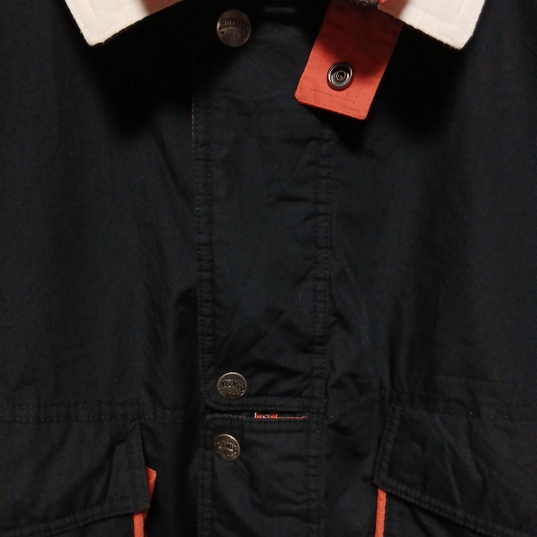 NHL ナイロンジャケット　中綿入り Nutmeg By Campri　C233