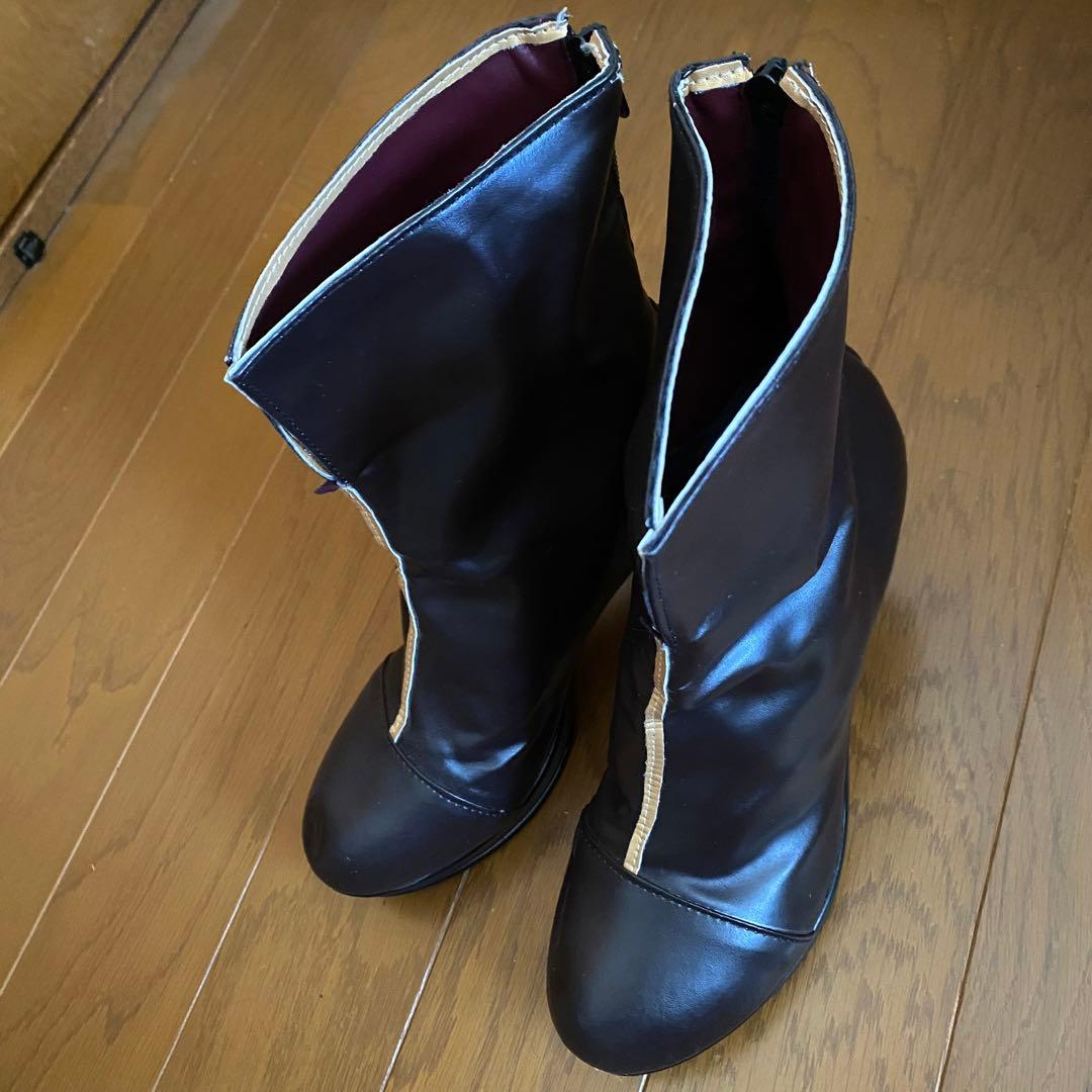 ホロライブ　宝鐘マリン　コスプレ衣装　美容師カットウィッグ、ブーツ付