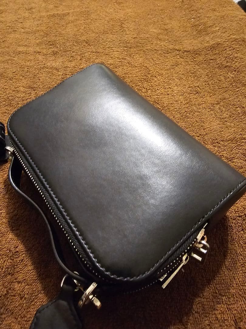 ロエベ　LOEWE ブラック ショルダーバッグクロスボディ カメラバッグミニ美品